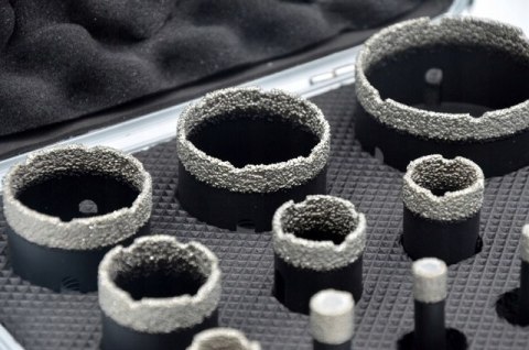 ZESTAW OTWORNICA WIERTŁO DIAMENTOWE DO GRESU 6-68