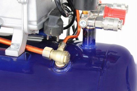 KOMPRESOR OLEJOWY 24L 230V 2,8KW 3,8HP 2880RPM MAŁY LEKKI MOBLINY SOLIDNY